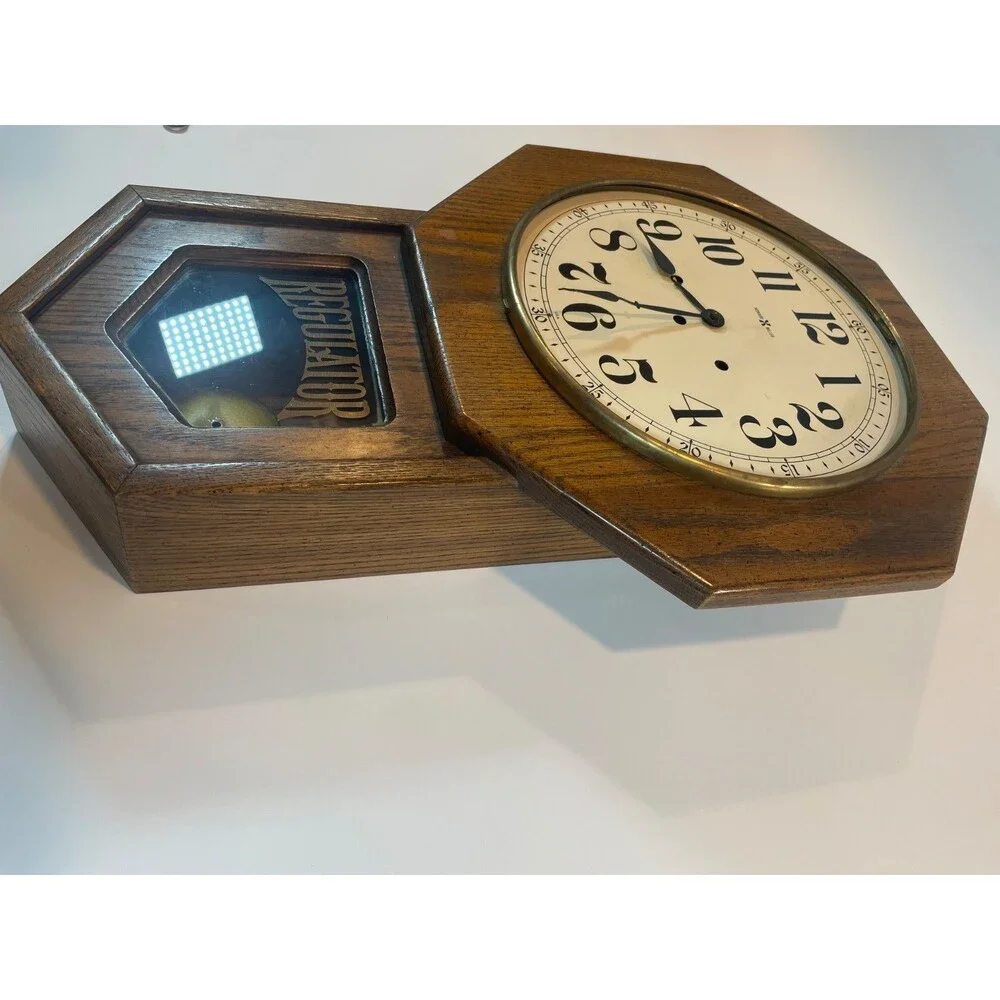 Howard Miller Regulator Wall Clock Chimes Mechanical Key 612-533 Honey Oak Works